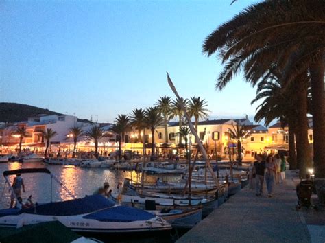 la guapa menorca|restaurante la guapa fornells.